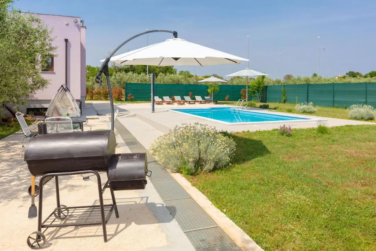 Holiday House Fontanele Pula