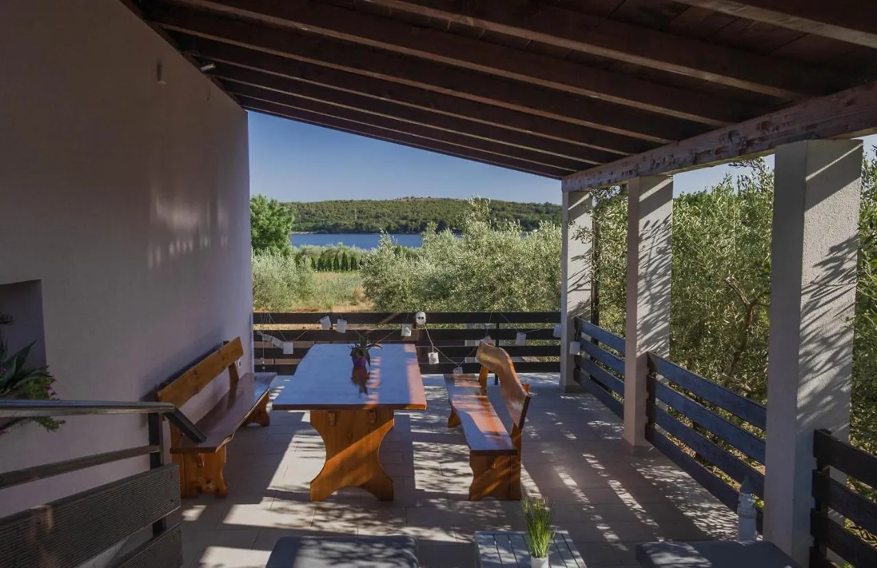 Vakantiehuis Holiday House Fontanele Pula